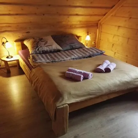 Cicha 샬레 슈차이르크